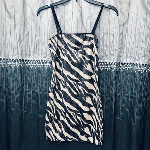 FOREVER21 Night Out Animal Print Dress